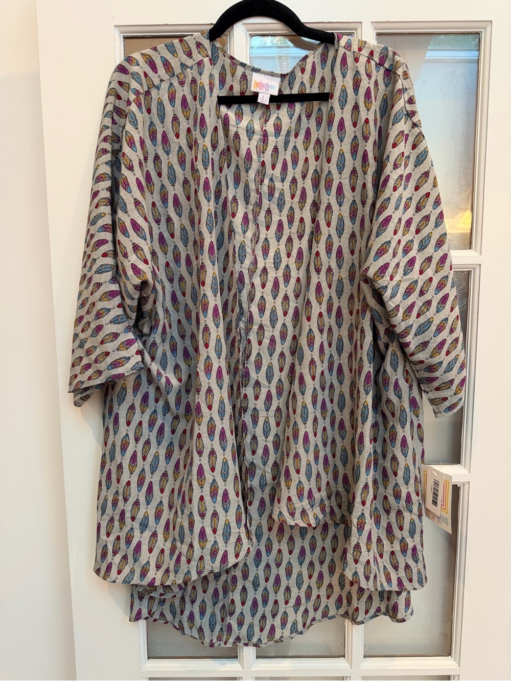 LuLaRoe Lightweight Boho Feather Chic Southwestern Lindsay Cardigan Size L NWT